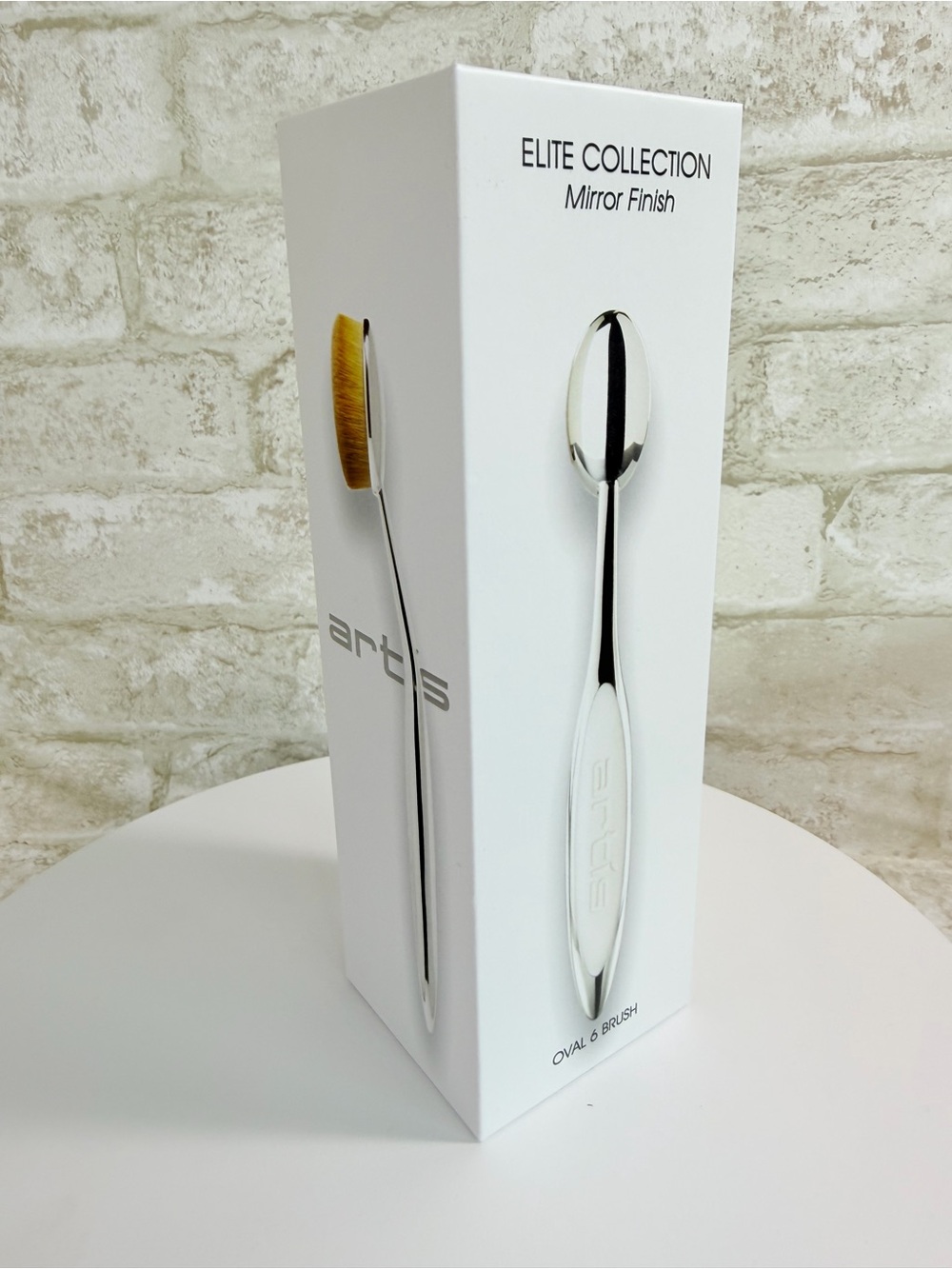 artis Oval 6 Mirror Makeup Brush - White